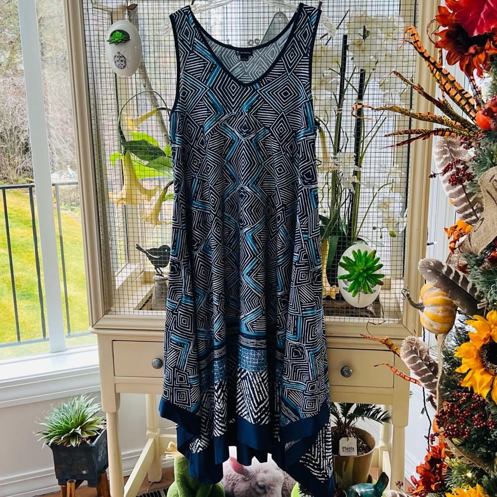 New Directions Geometric Blue Sleeveless Asymmetrical Midi Dress L